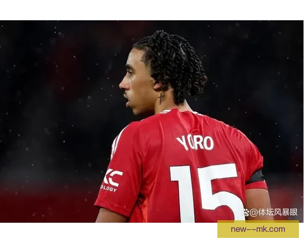 乌加特加盟曼联揭幕 迈向新征程开启红魔生涯